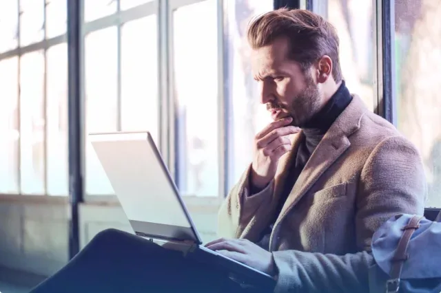 Без опыта, без связей, без шансов? Как устроиться на первую работу